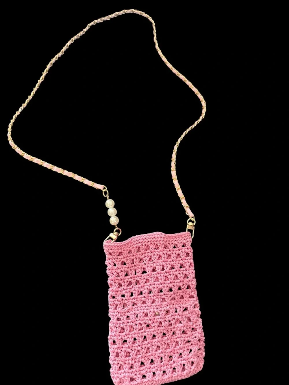 Pink Crochet Crossbody Phone Bag with Daisy Charm for Cell Phones